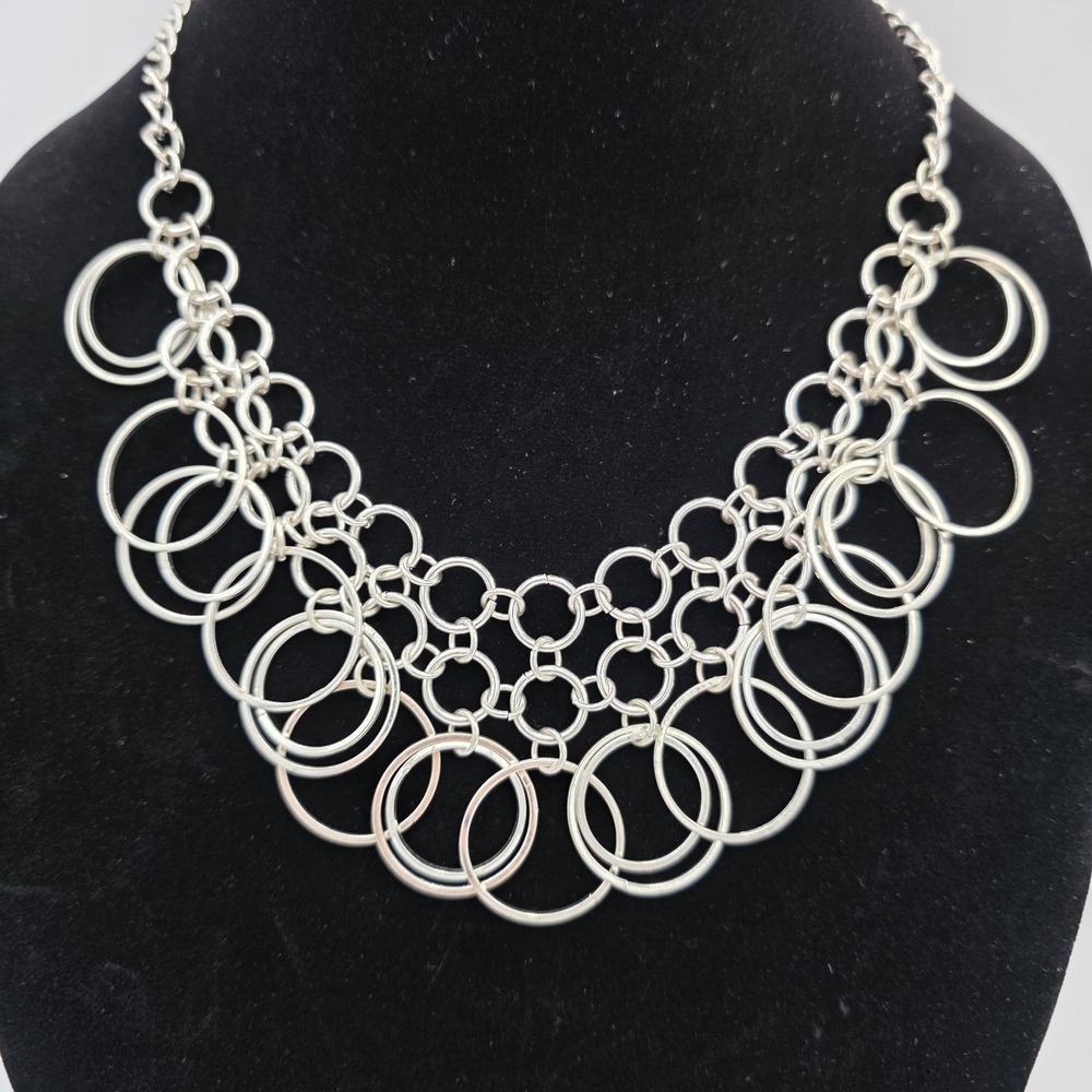 Silver Tone Layered Rings Hoops Circles Collar Statement Modern Necklace 19" - Picture 2 of 4